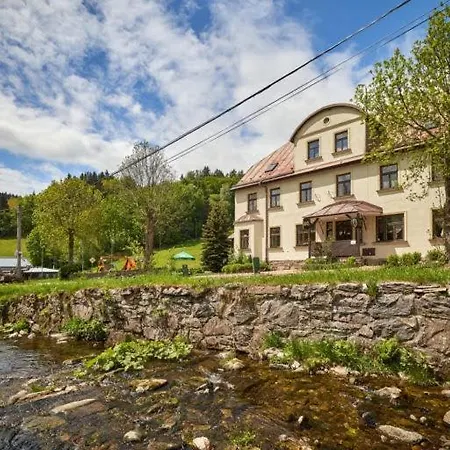 Bouda Morava 3* Dolni Dvur